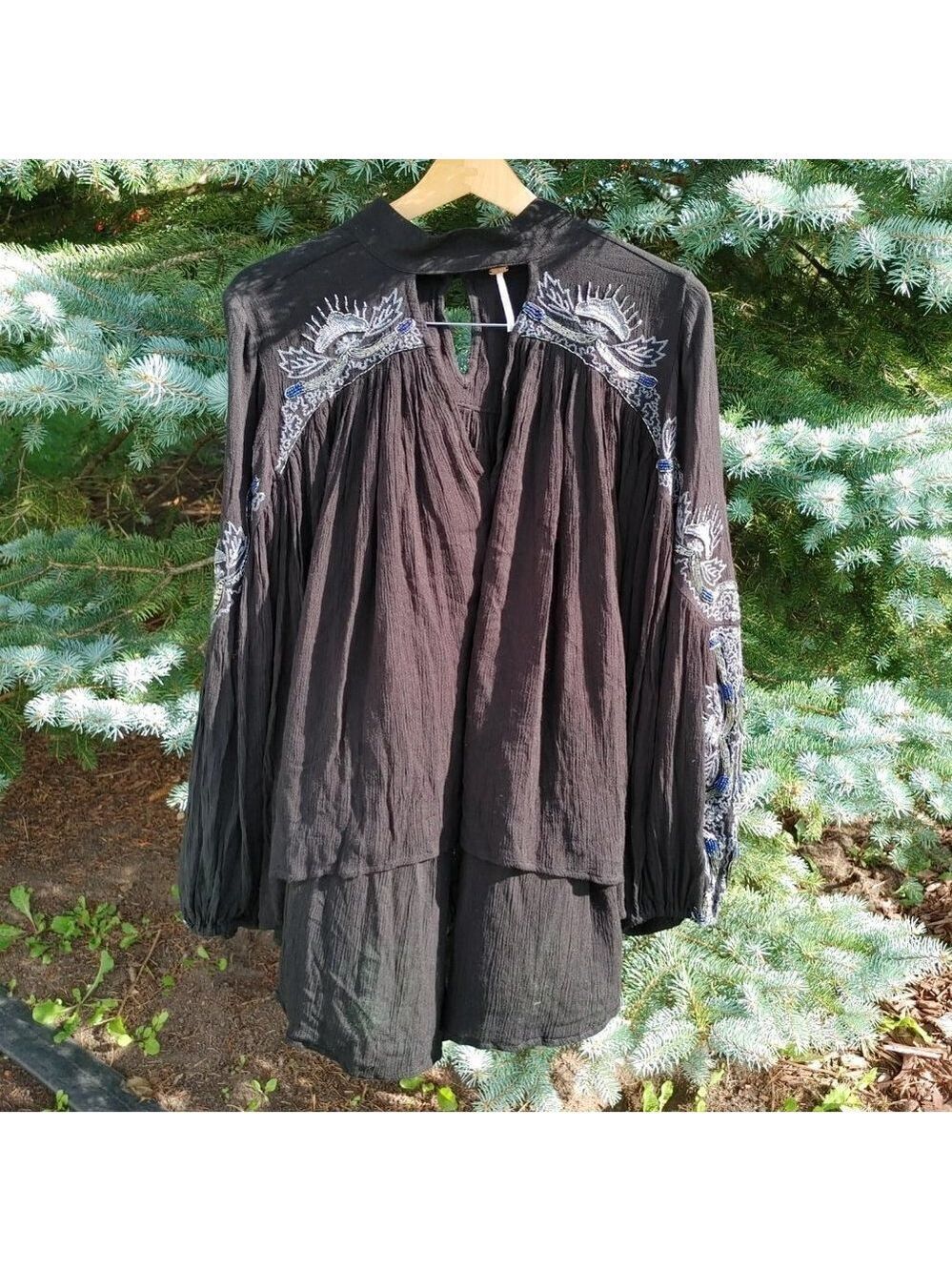 FREE PEOPLE Sweet Fantasy Beaded And Embroidered Boho Blouse Black Women's Large - Picture 6 of 15